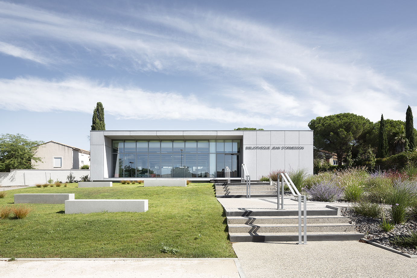 BIBLIOTHEQUE JEAN D ORMESSON Arch Romain Jamot Ph Marie Caroline Lucat